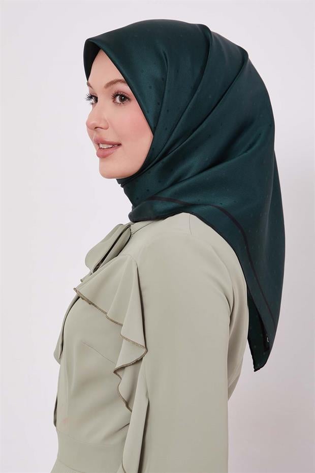 Zümrüt Yeşili Benek Desen Monogram İpek Eşarp