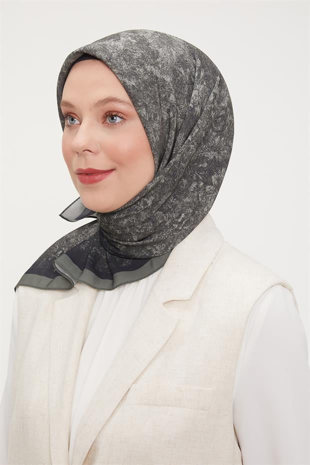 Zümrüt Yeşili Ebruli Aura Eşarp