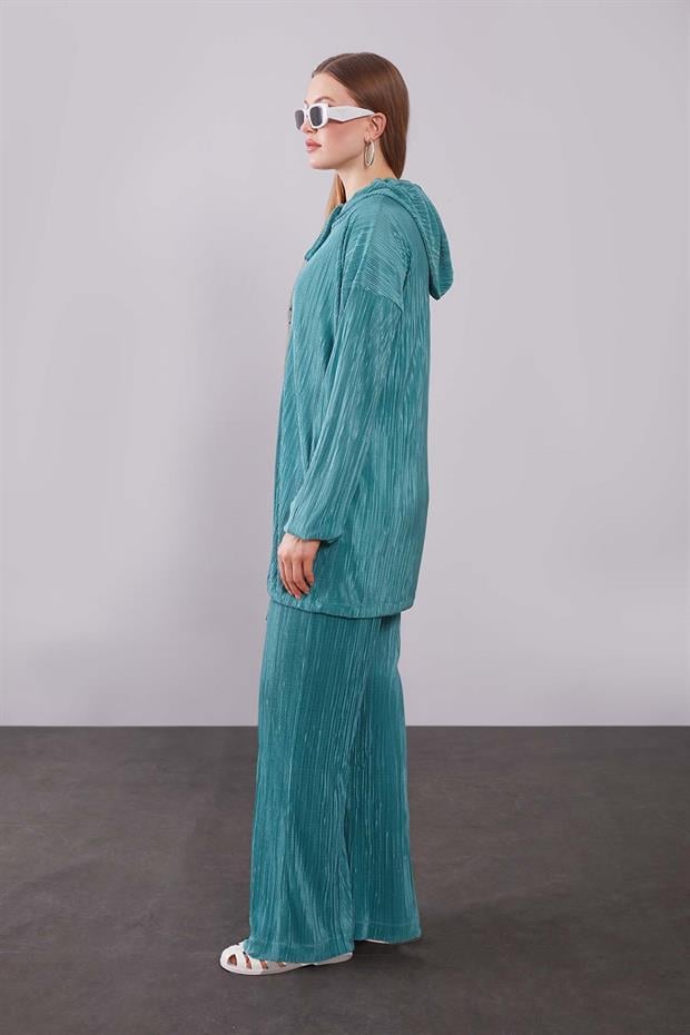 Zümrüt Yeşili Kapüşonlu Bağcık Detaylı İkili Takım