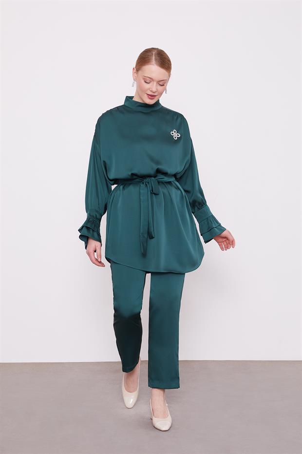 Zümrüt Yeşili Kol Fırfır Detaylı İkili Takım