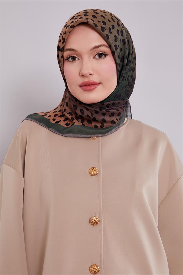 Zümrüt Yeşili Leopar Desen Soft Eşarp