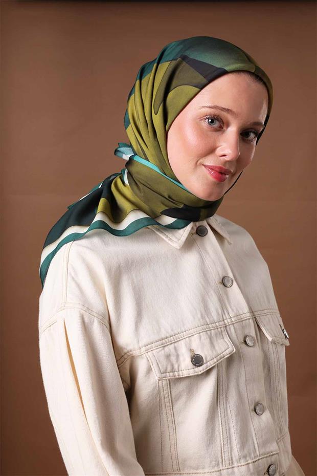 Zümrüt Yeşili Parçalı Desen Aura Eşarp