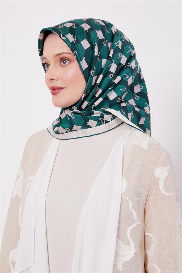 Zümrüt Yeşili Petek Baskılı Twill İpek Eşarp