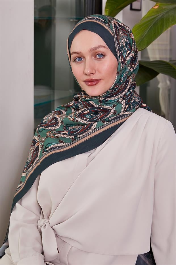 Zümrüt Yeşili Soft Etnik Desen Royal Şal