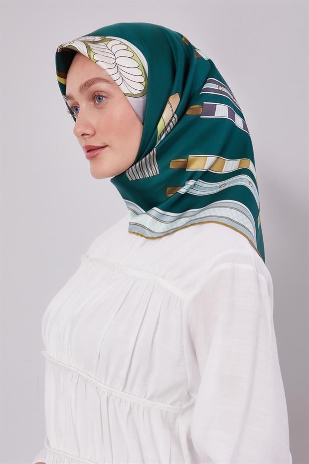 Zümrüt Yeşili Twill İpek Eşarp Lunera Koleksiyonu