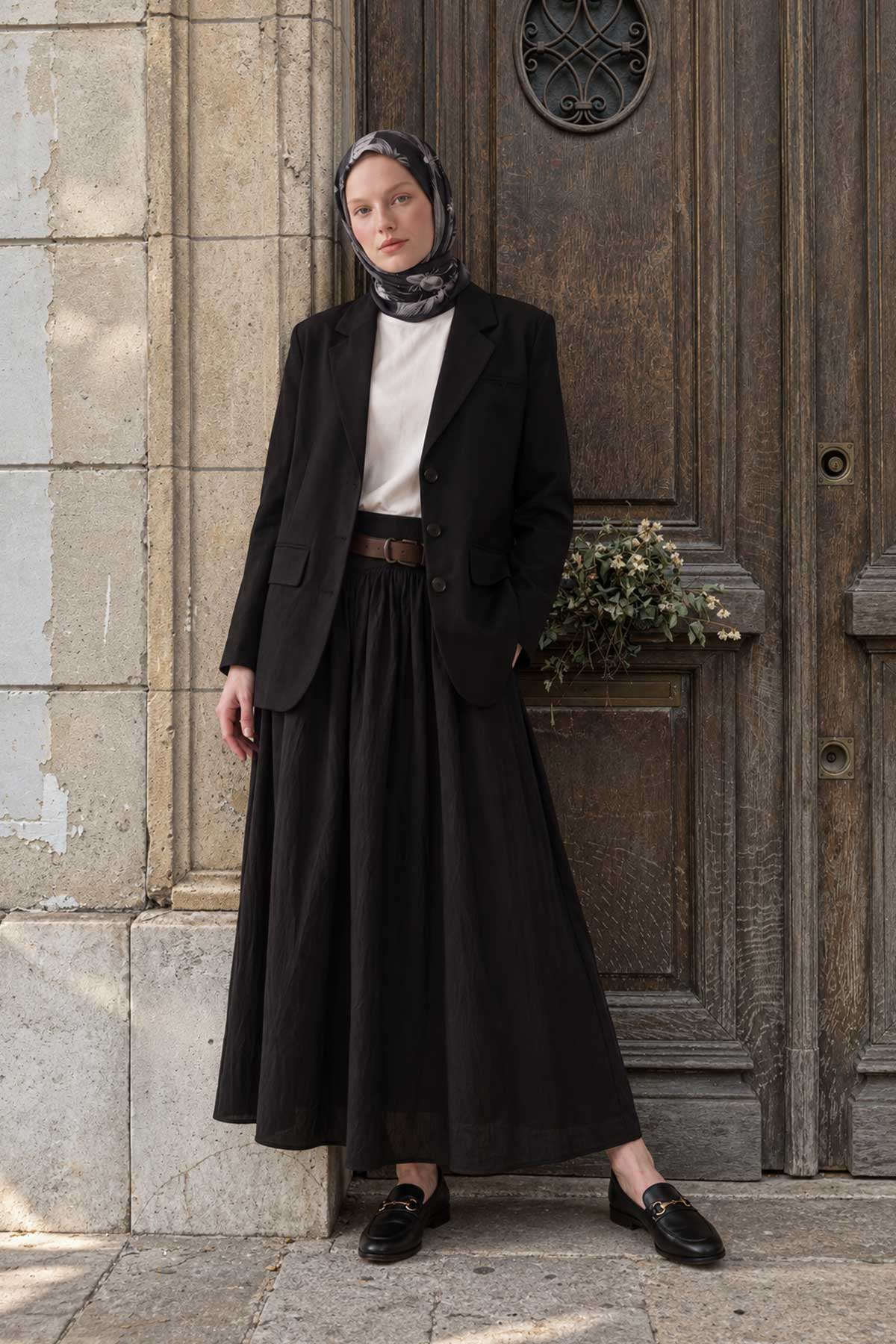 Tesettür Blazer Ceket Etek Kombinleri Nasıl Oluşturulur