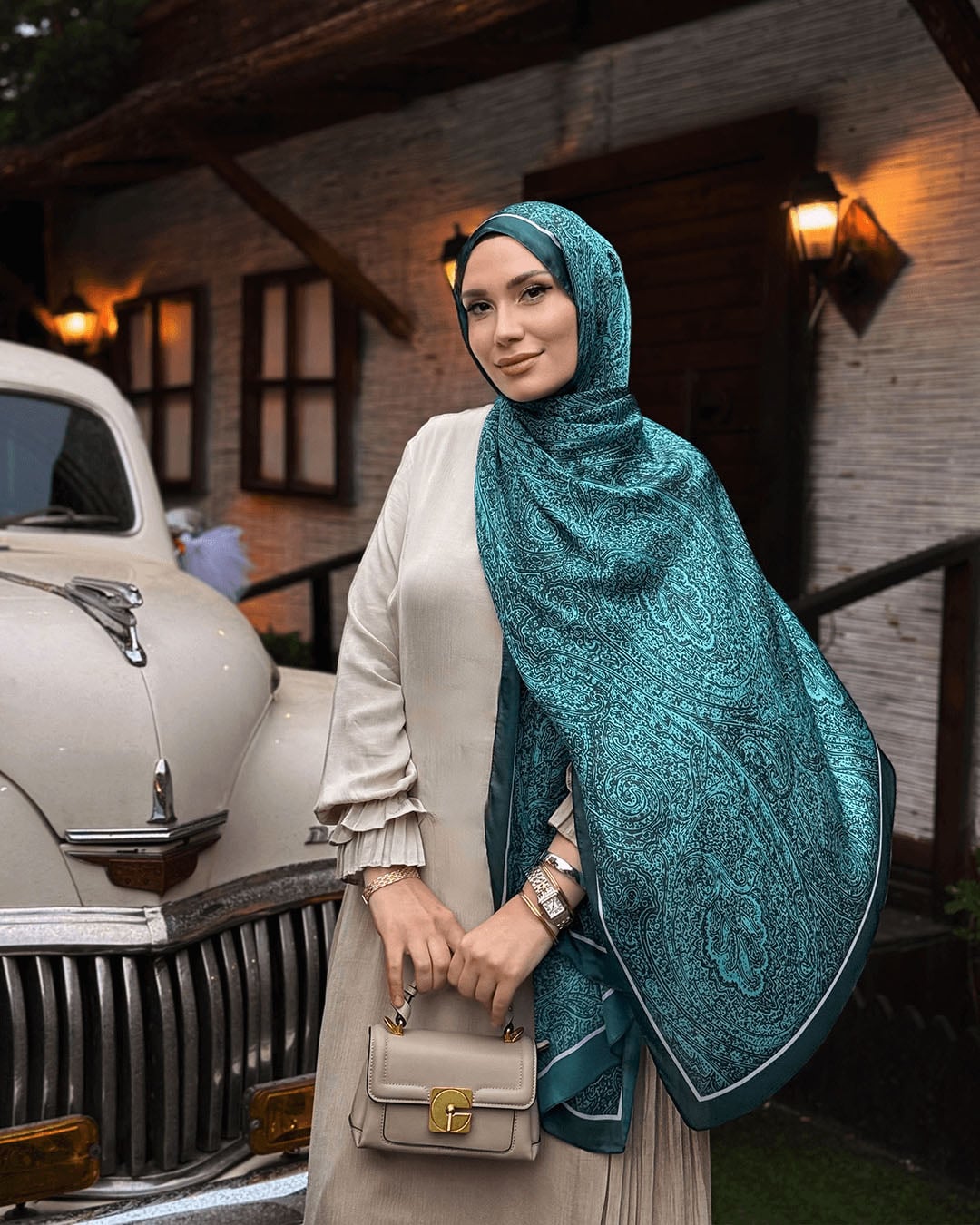 zümrüt baskılı sal