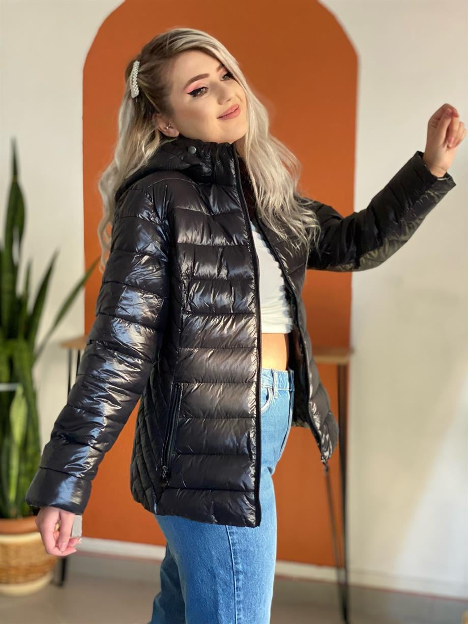 2229 Siyah Şişme Mont