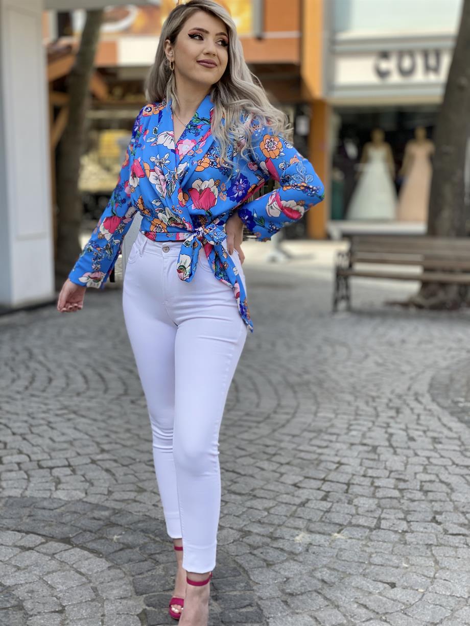 Beyaz Likralı Jean 