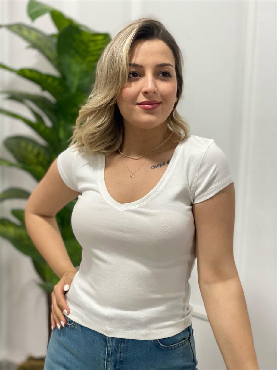 Karol V Yaka Beyaz Basic Badi