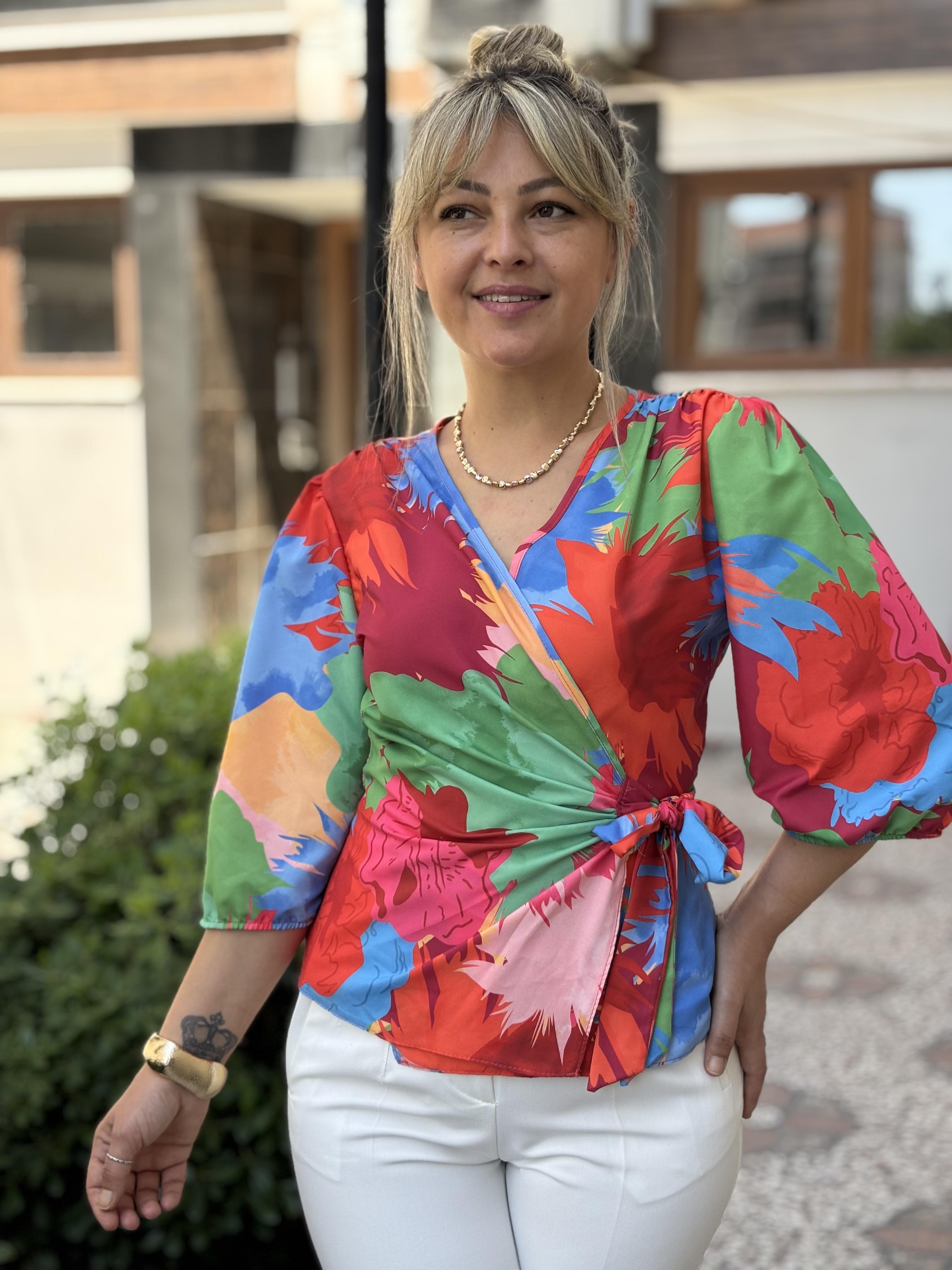 Kruvaze Çiçekli Bluz
