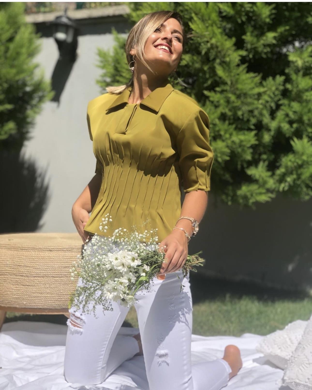 Omuz Vatkalı Bluz Yağ Yeşilli
