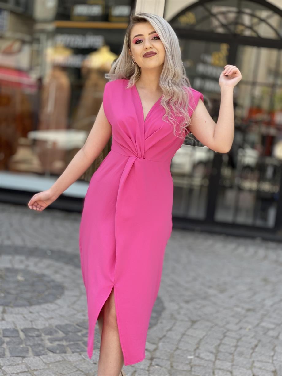Pembe Vatkalı Önden Düğümlü Elbise