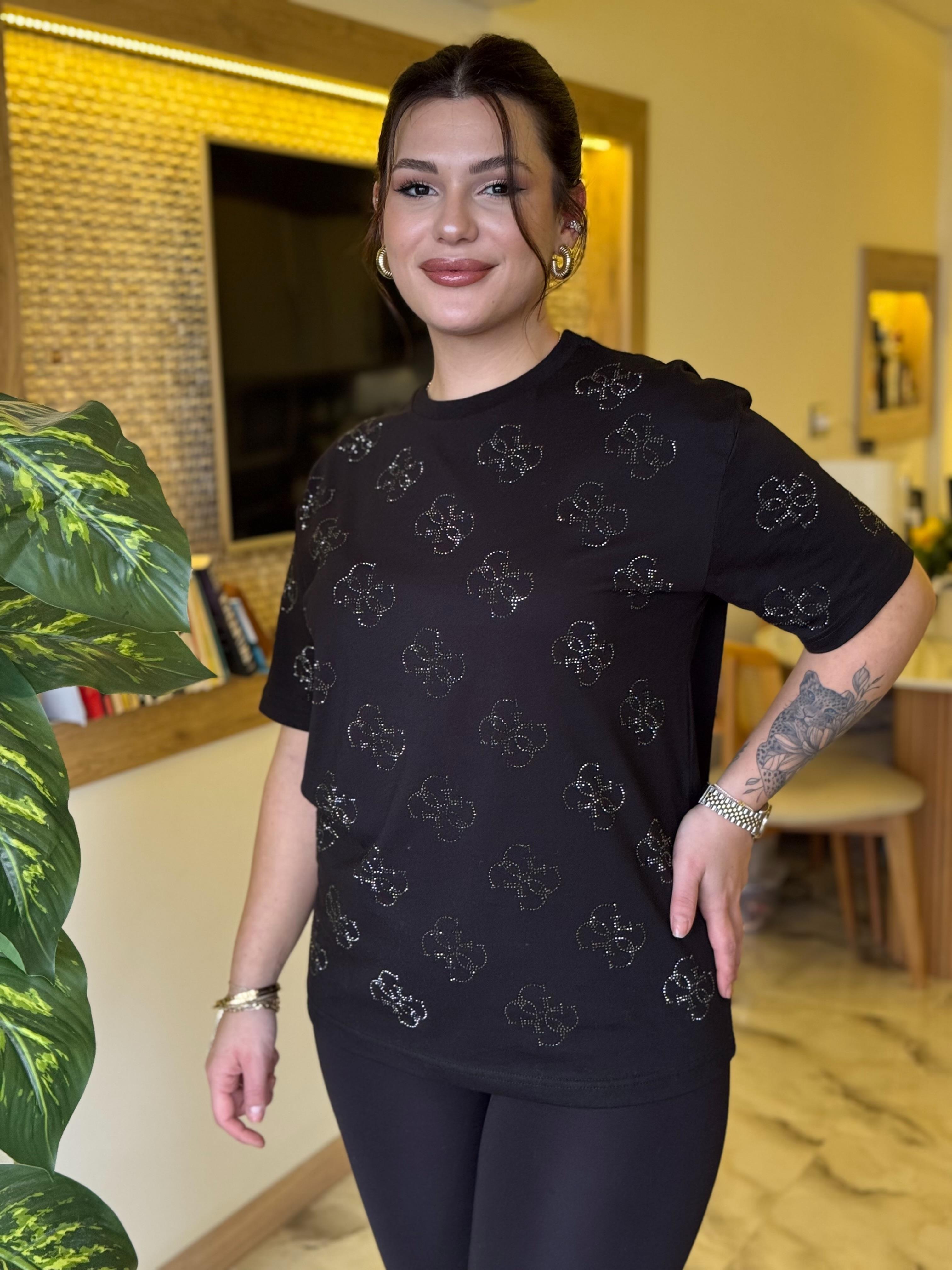 Premium Seri Taşlı Gues Siyah Tişört