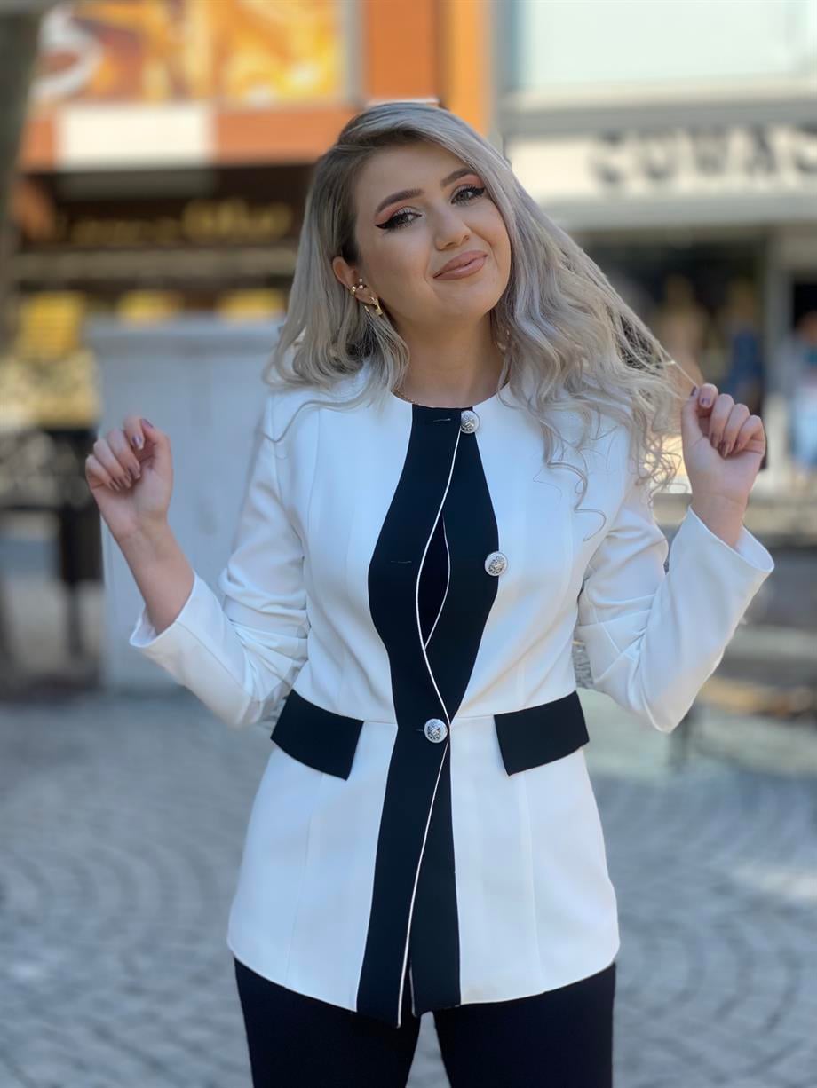Yakasız Şerit Detaylı Blazer Ceket