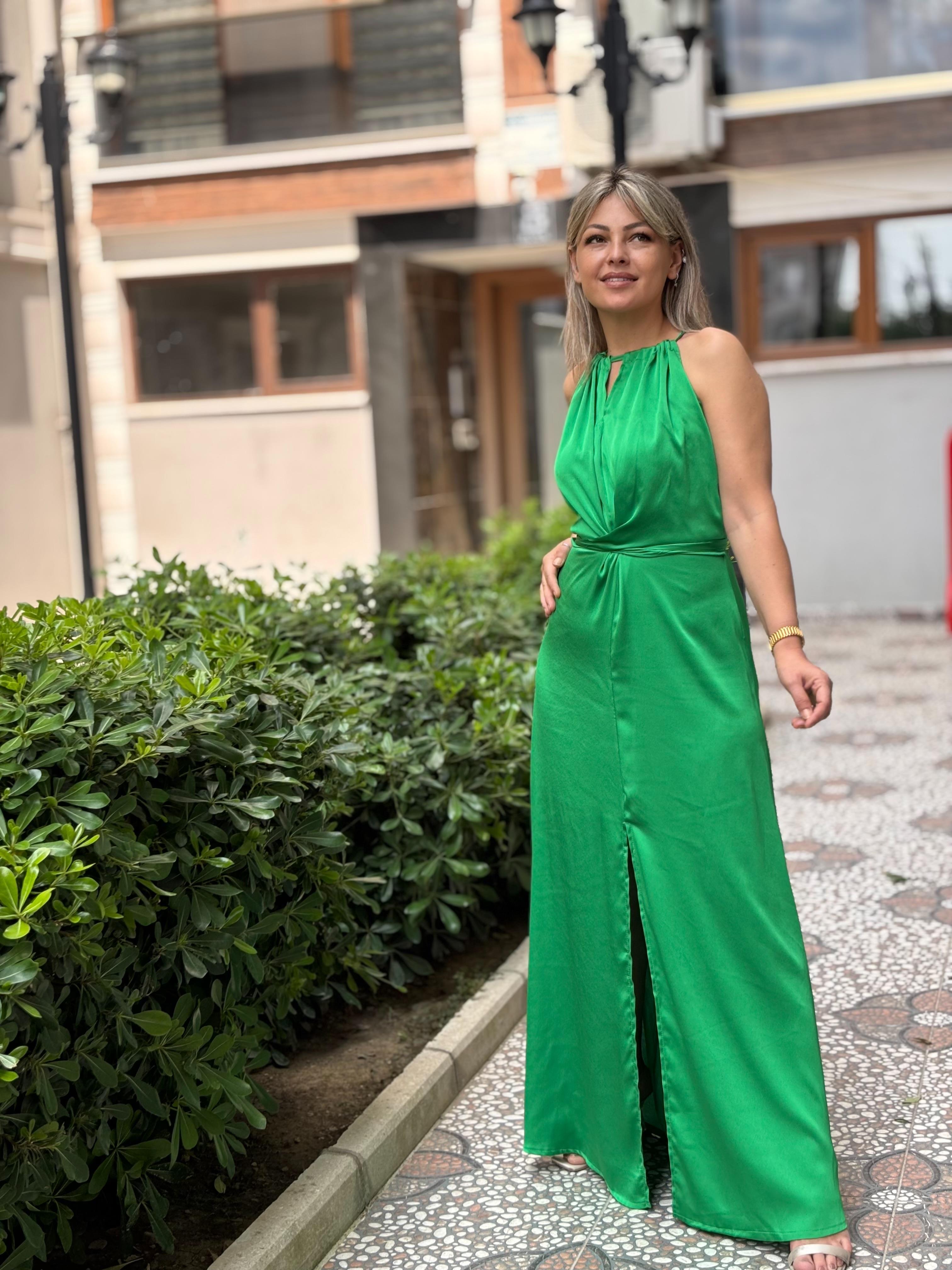 Yeşil Saten Elbise