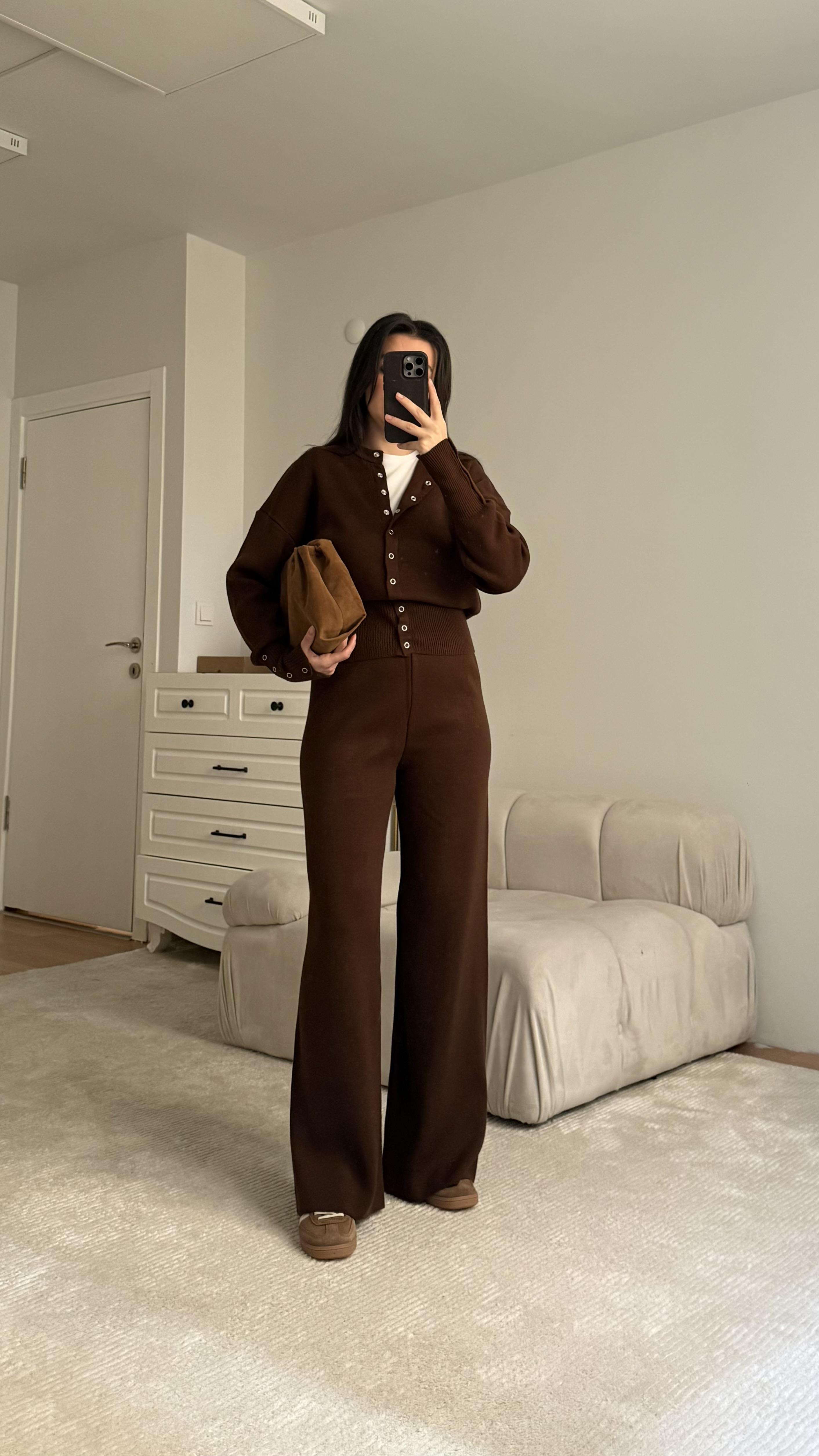 Acı Kahve Çıtçıtlı Triko Takım