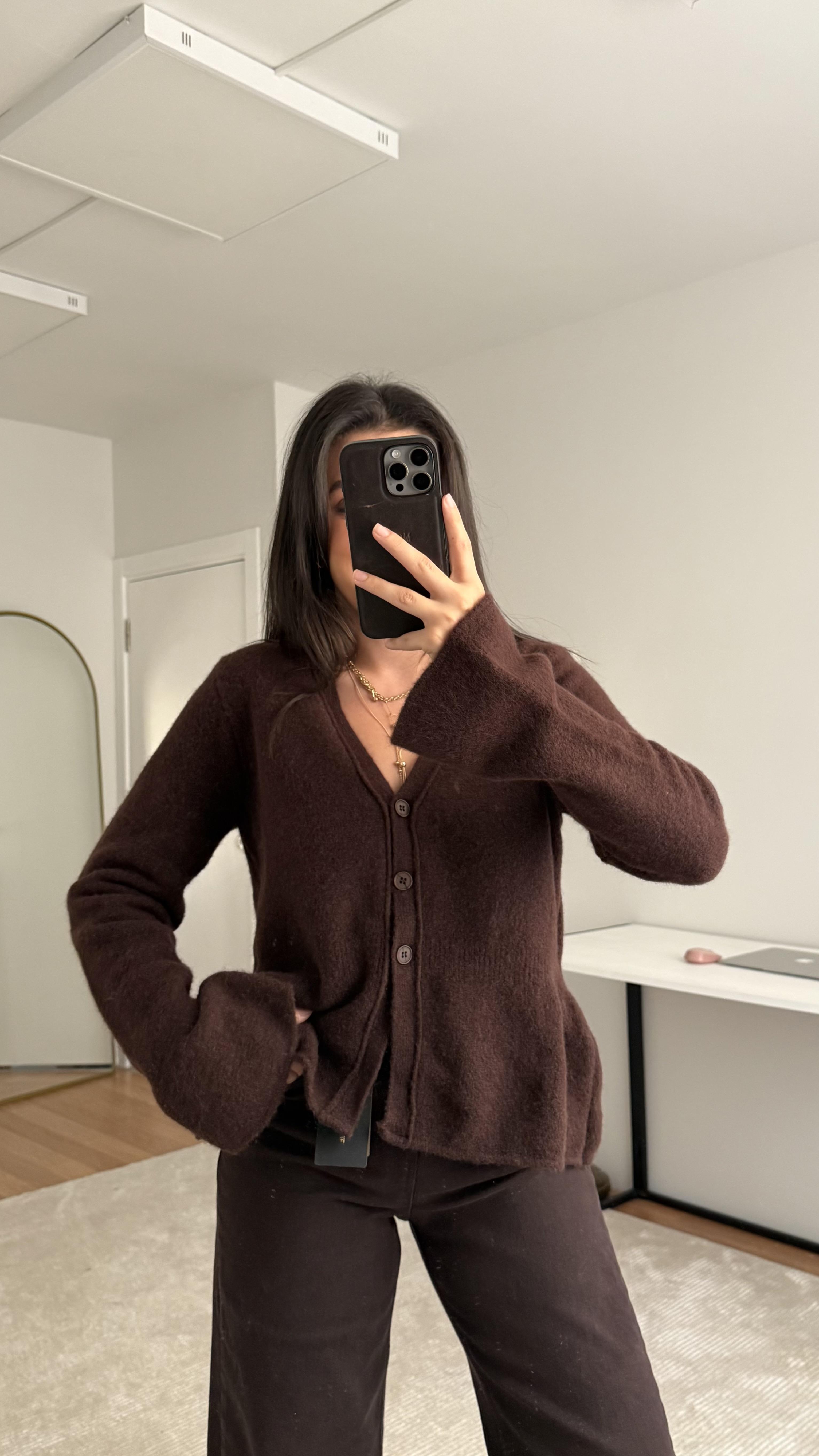 Acı Kahve V Yaka İspanyol Kol Triko Hırka