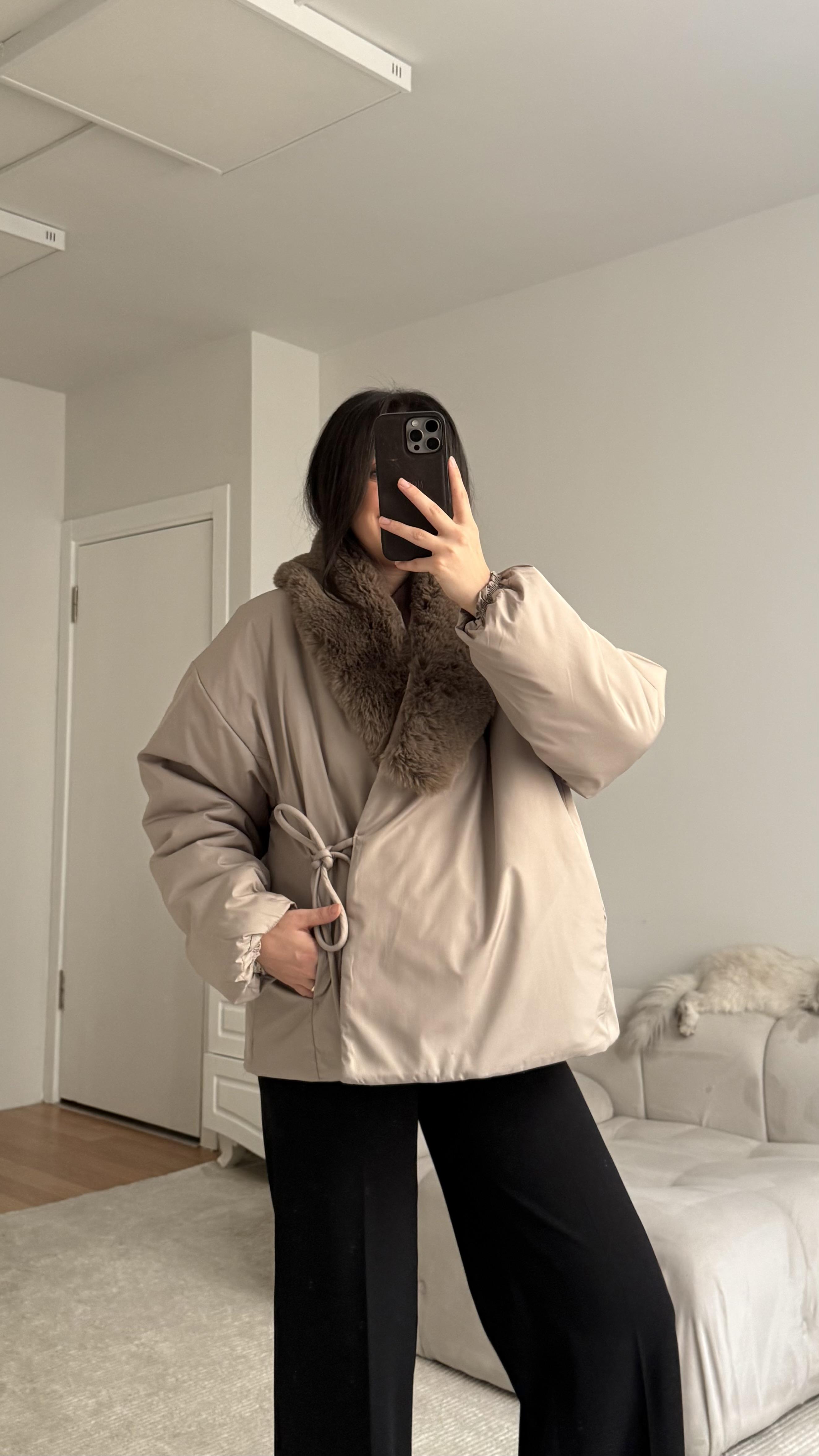 Bej Kimono Tarz Kürklü Şişme Mont