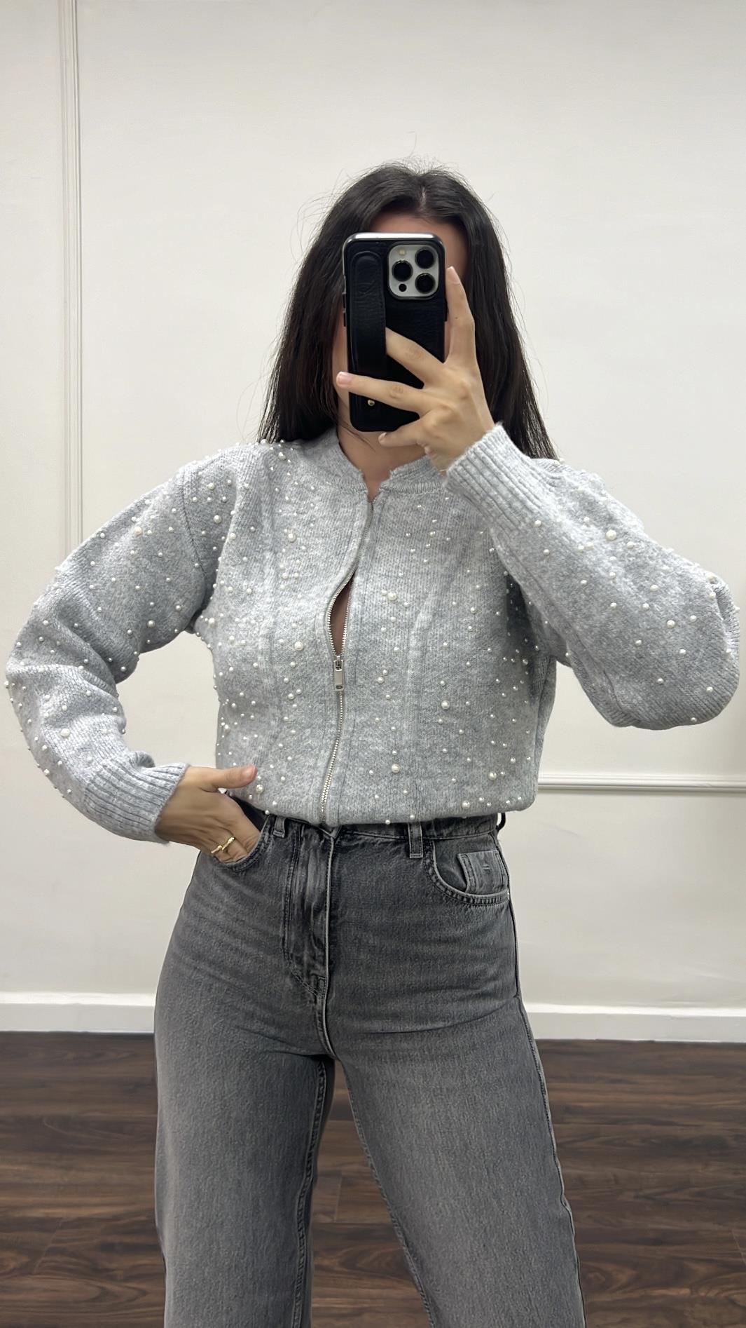 Gri İnci Detay İşlemeli Triko Bomber Ceket