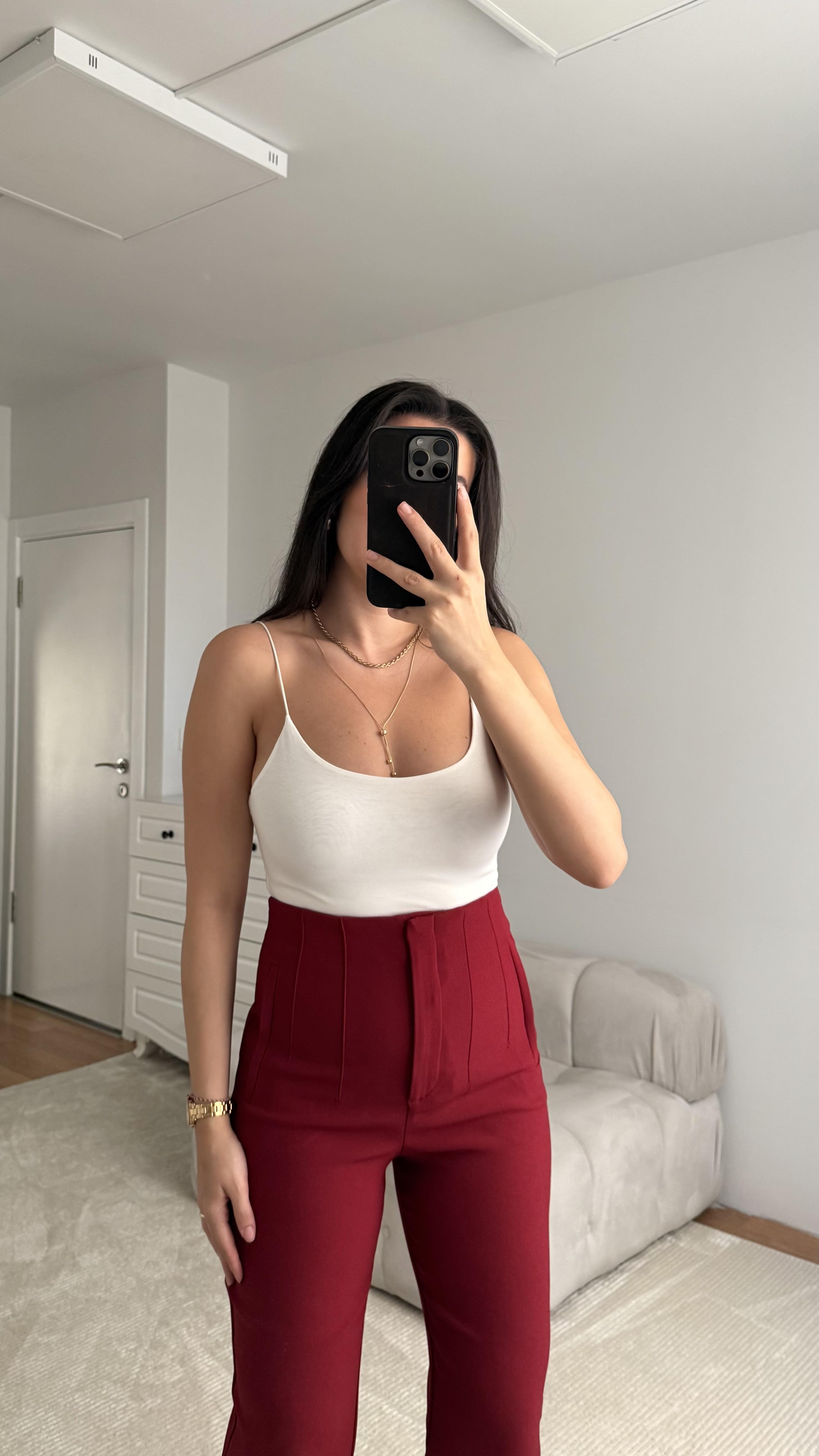 İp Askılı Beyaz Bodysuit