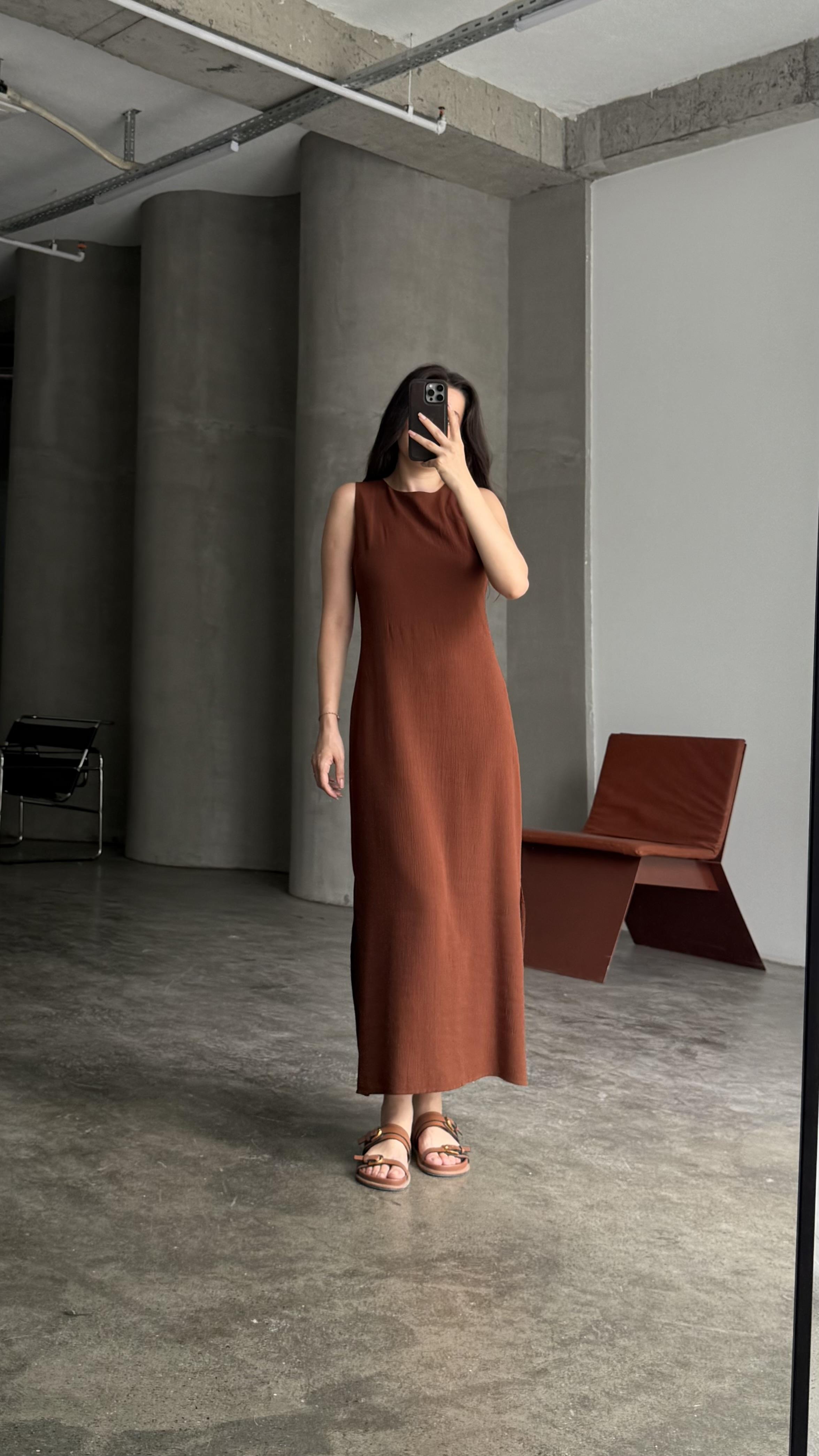 Kahve Müslin Halter Yaka  Midi elbise