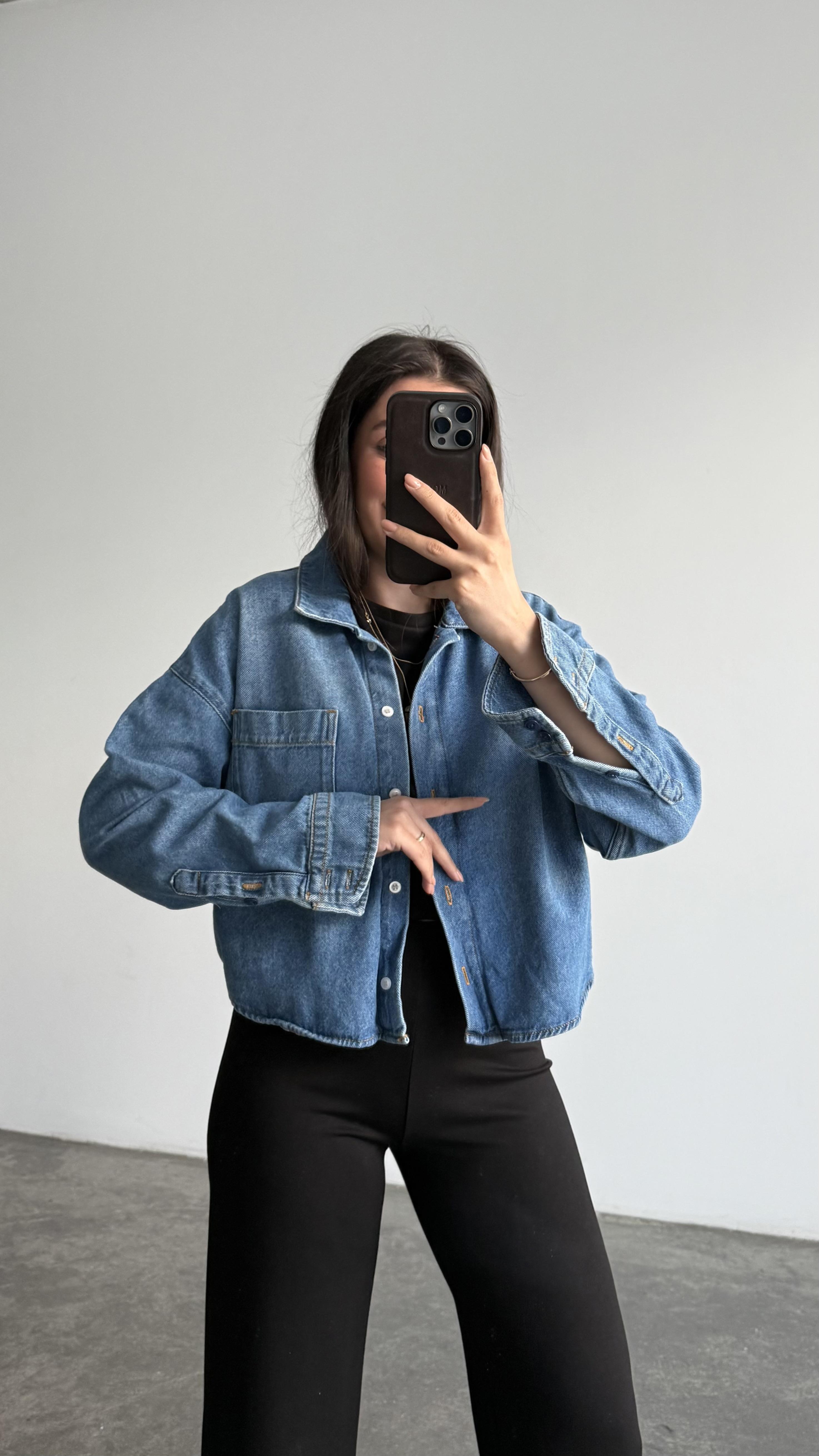 Landi Koyu Mavi Crop Denim Gömlek