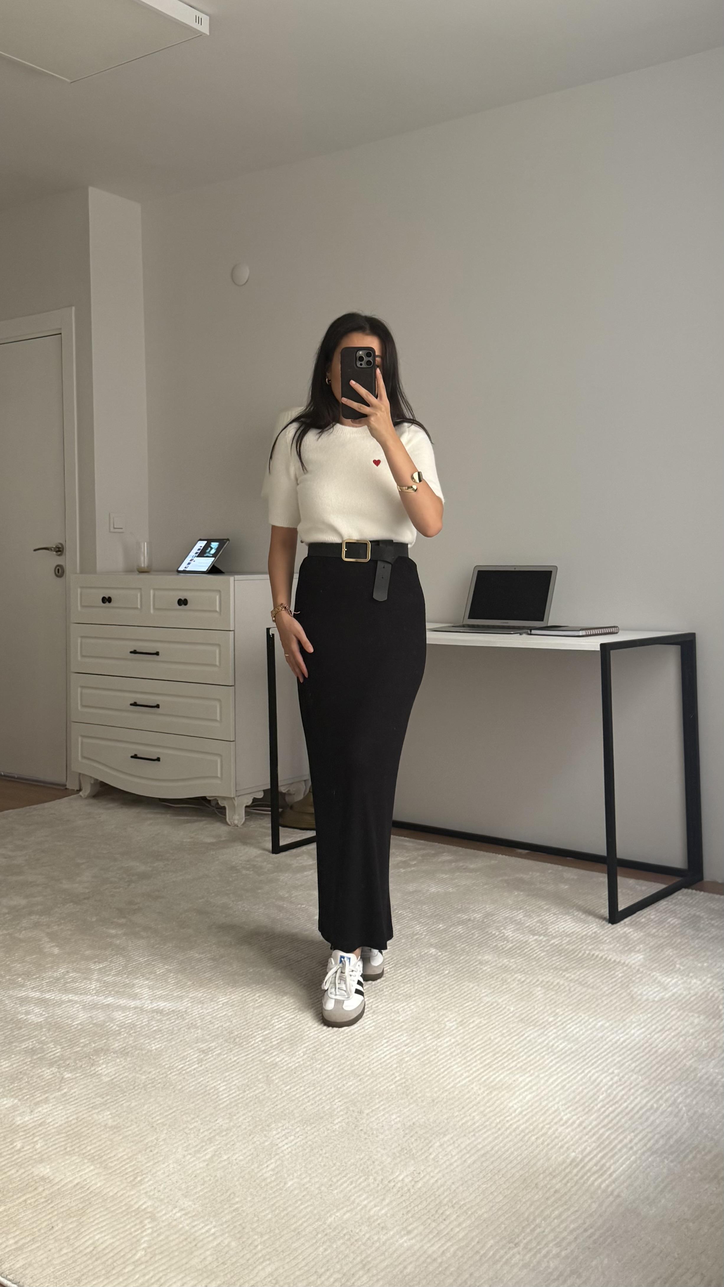 Mark Siyah Soft Touch Midi Boy Etek