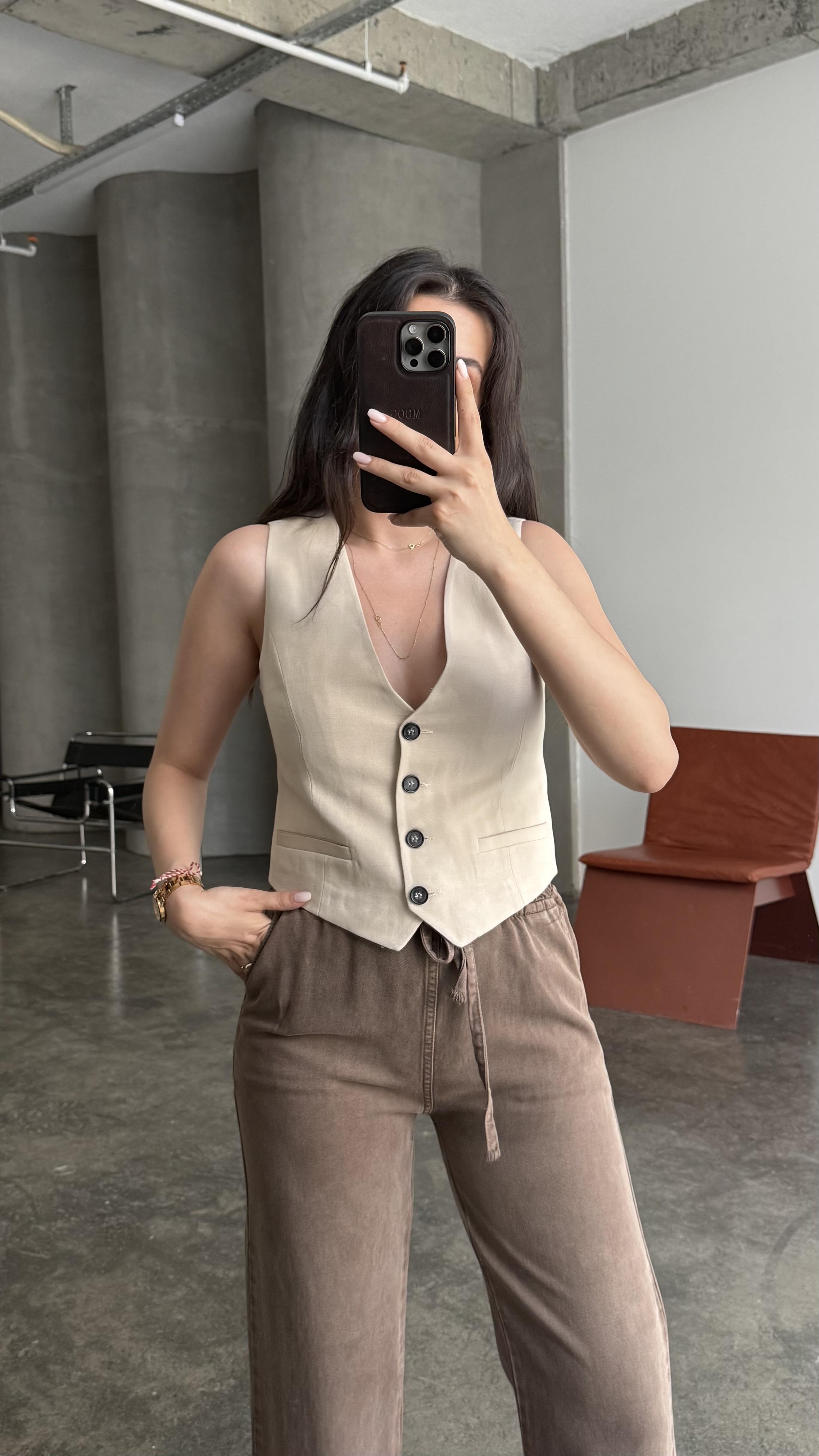 Marka Bej Klasik Model Yelek