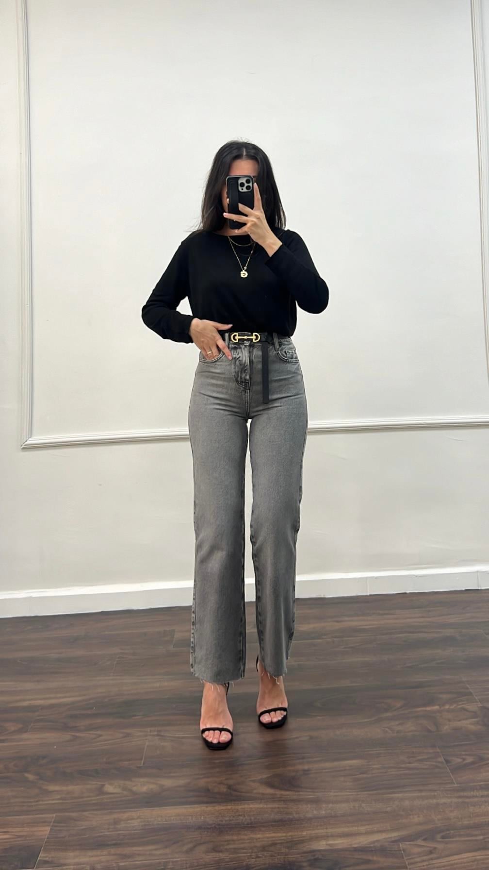 Marka Gri Yüksek Bel Eskitmeli Straight Jean