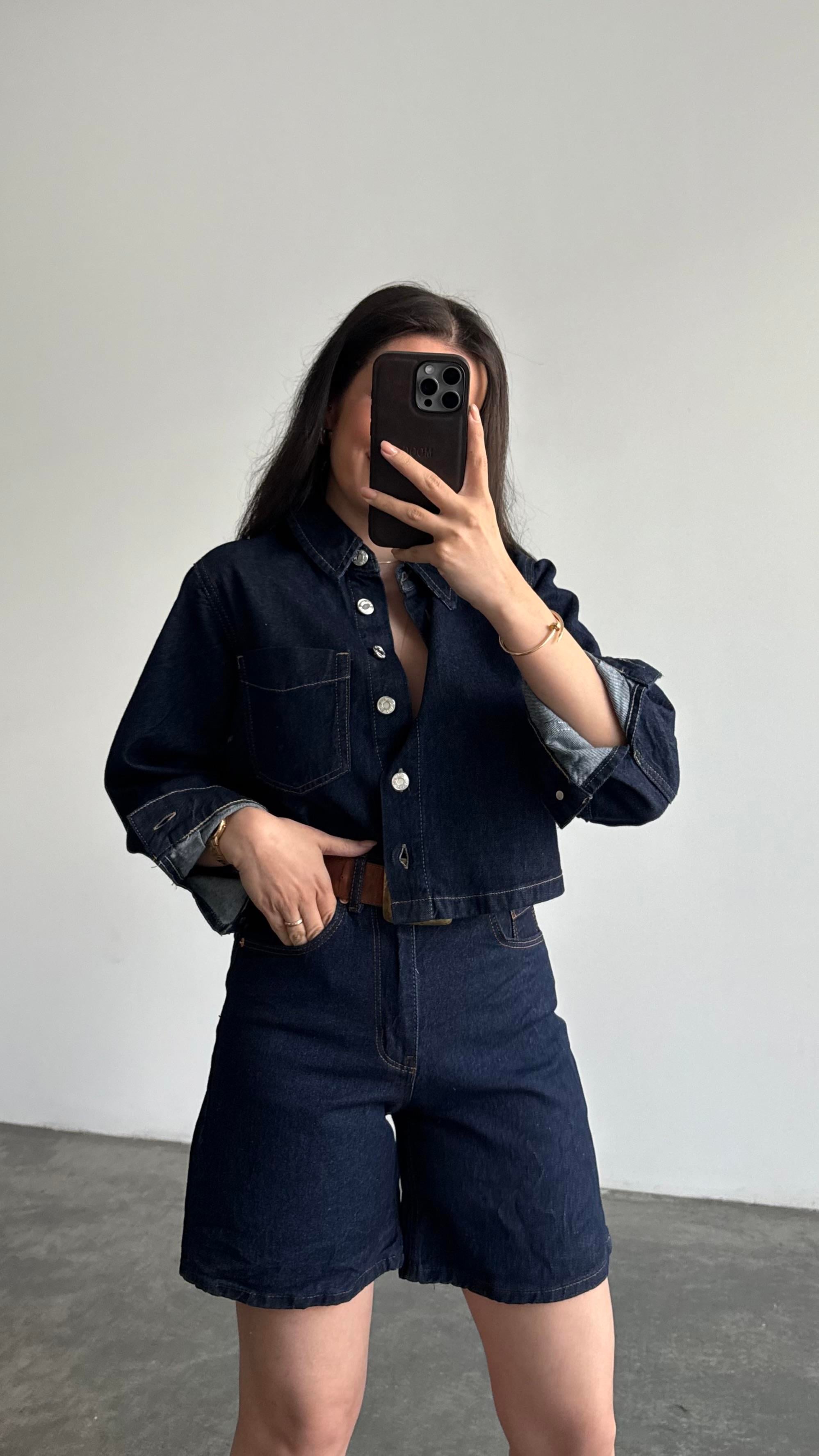 Marka Koyu Laci Mevsimlik Denim Crop Gömlek