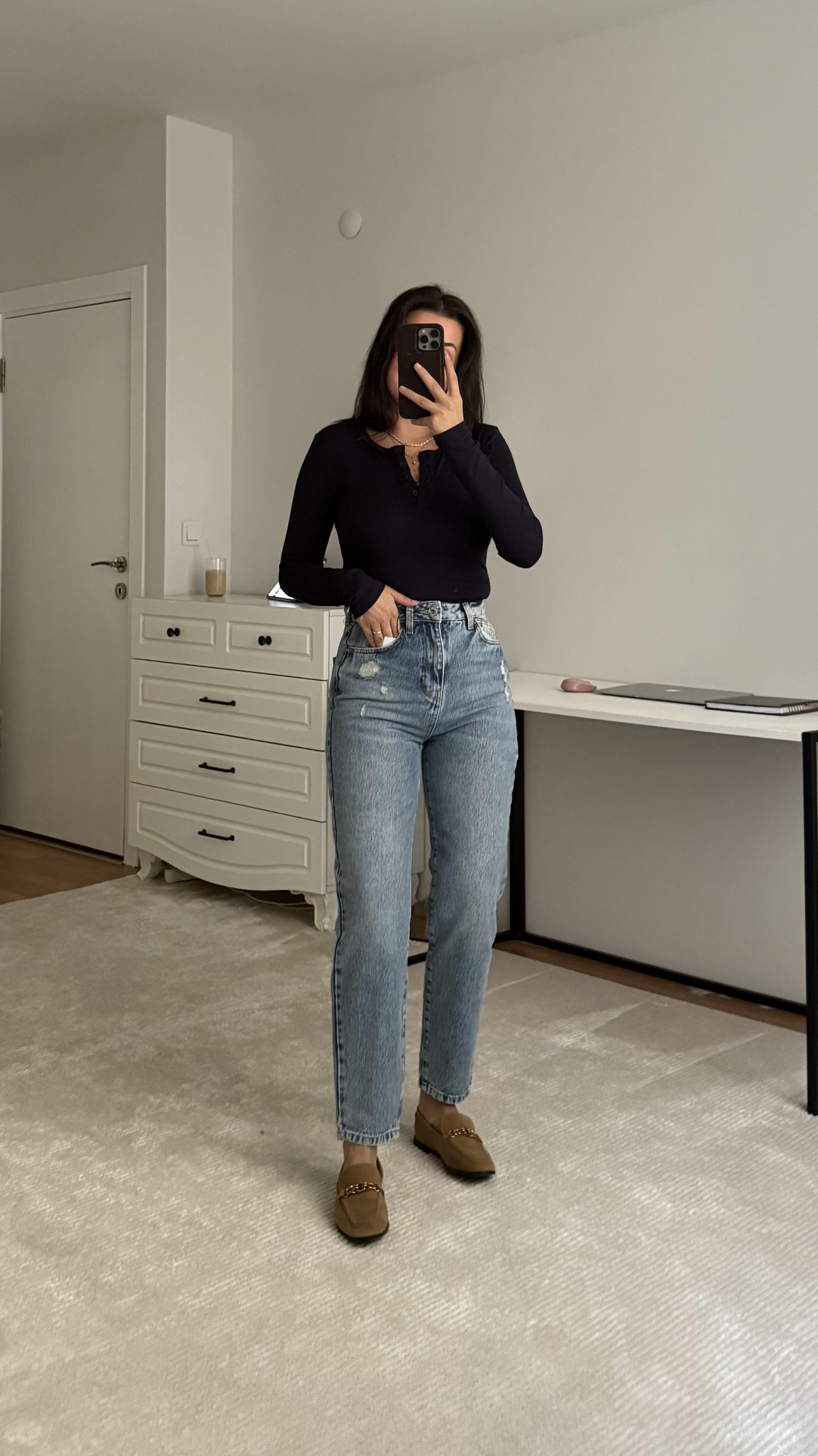 Marka Koyu Mavi Mom Fit Jean