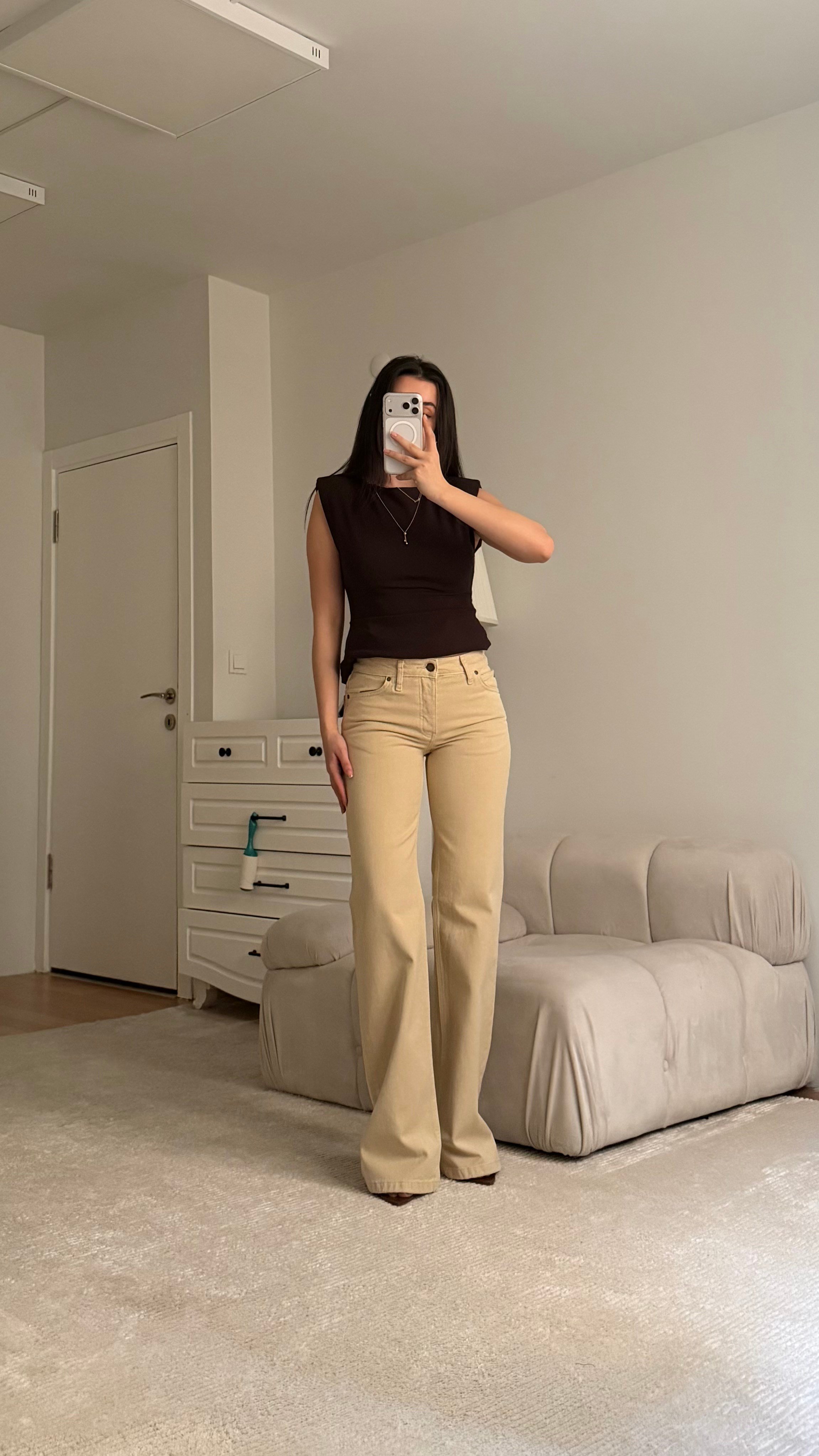 Marka Orta Bel Bej Düz Kesim Jean 