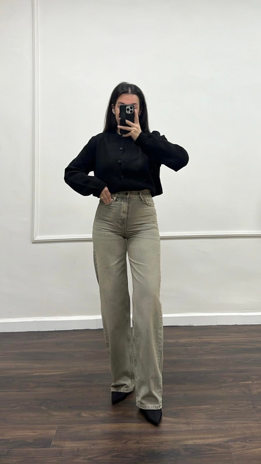 Marka Yıkamalı Boru Paça Jean 