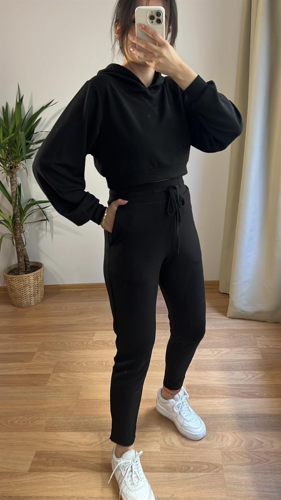 Oysh Yumuşak Dokulu Modal Siyah Crop Sweatshirt 