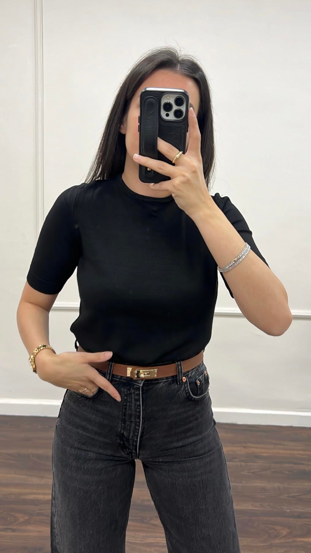 Siyah Viskon Örme Triko Bluz