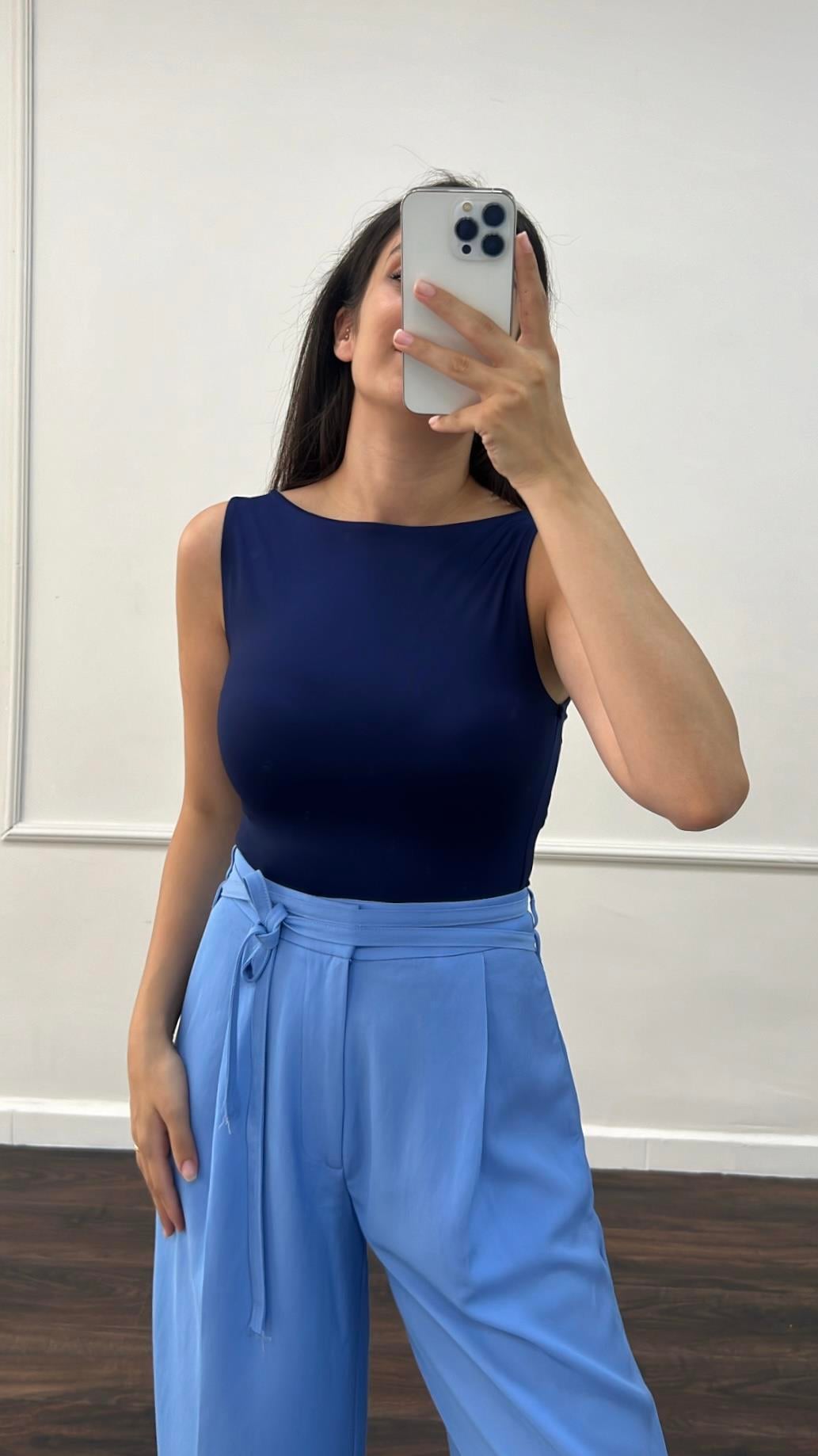 Star Laci Askılı Crop Top