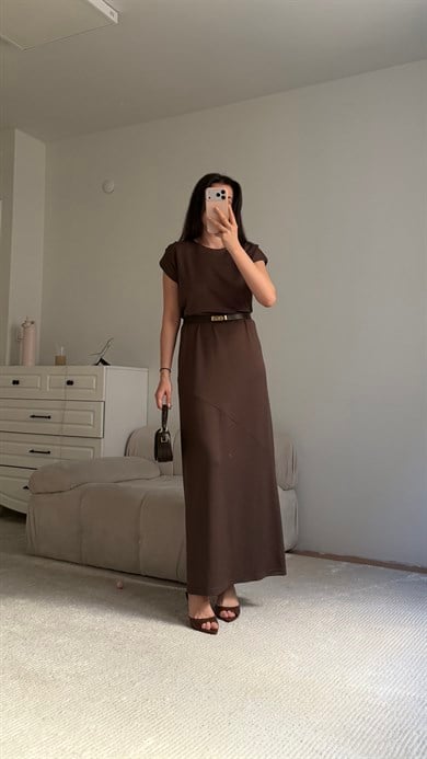 Acı Kahve Bisiklet Yaka Vatkalı Dökümlü Maxi Elbise