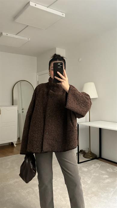 Acı Kahve Kroşetalı Kıvırcık Peluş Panço