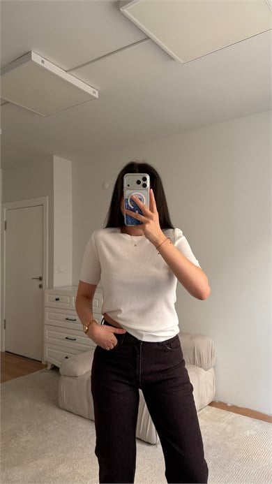 Mad Beyaz Bisiklet Yaka Kısa Kollu Triko Bluz