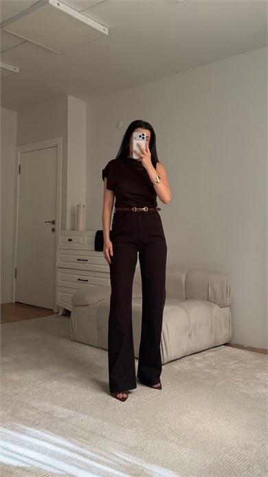 Marka Acı Kahve Yüksek Bel Düz Kesim Jean