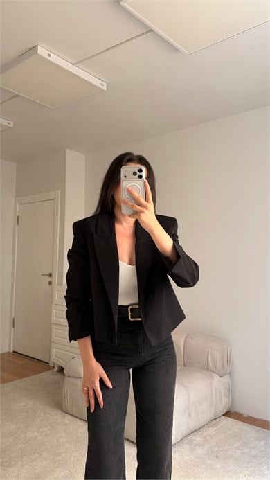 Marka Siyah Kruvaze Kesim Vatkalı Blazer Ceket