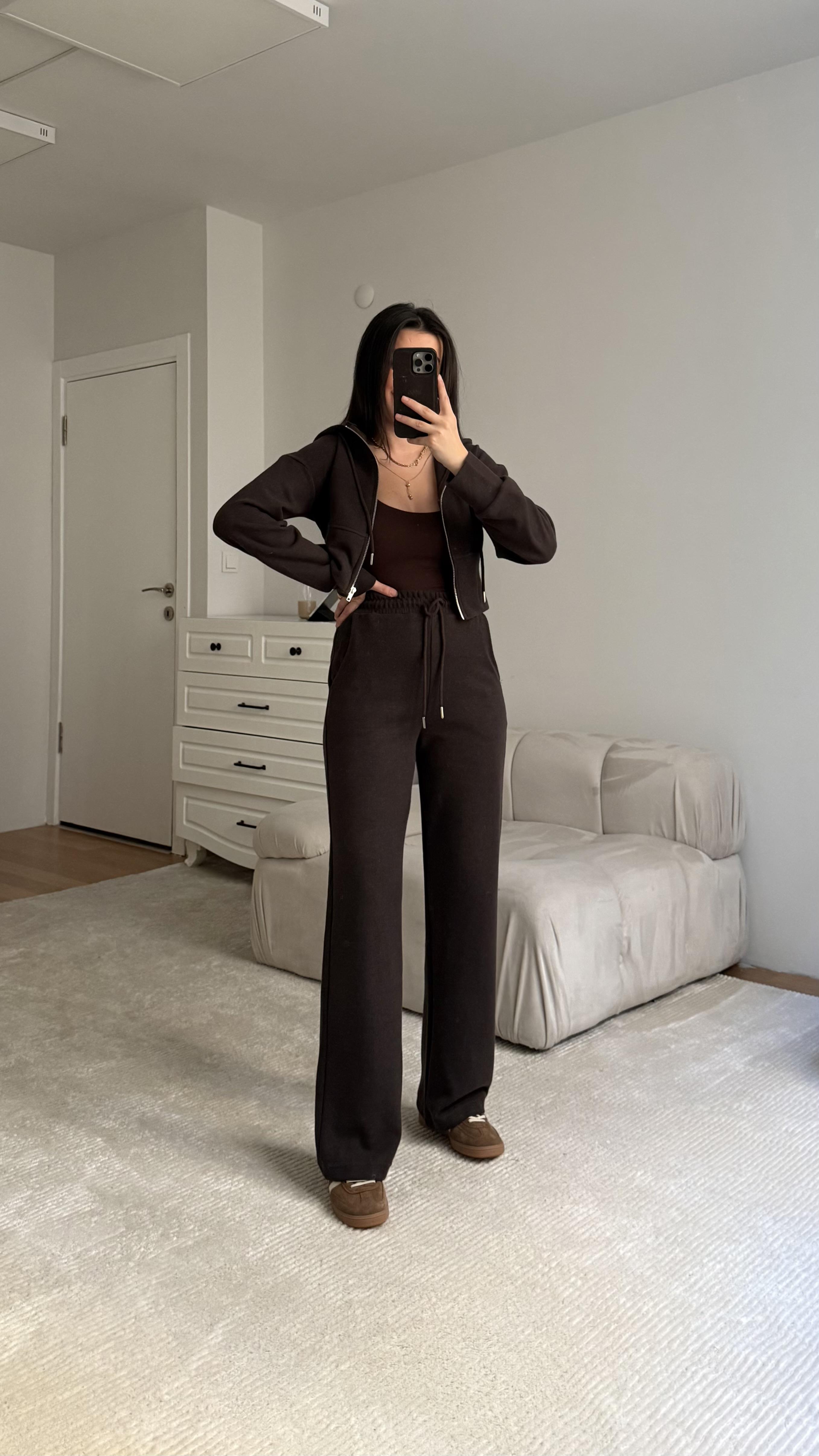 Acı Kahve Kadife Fermuarlı Takım