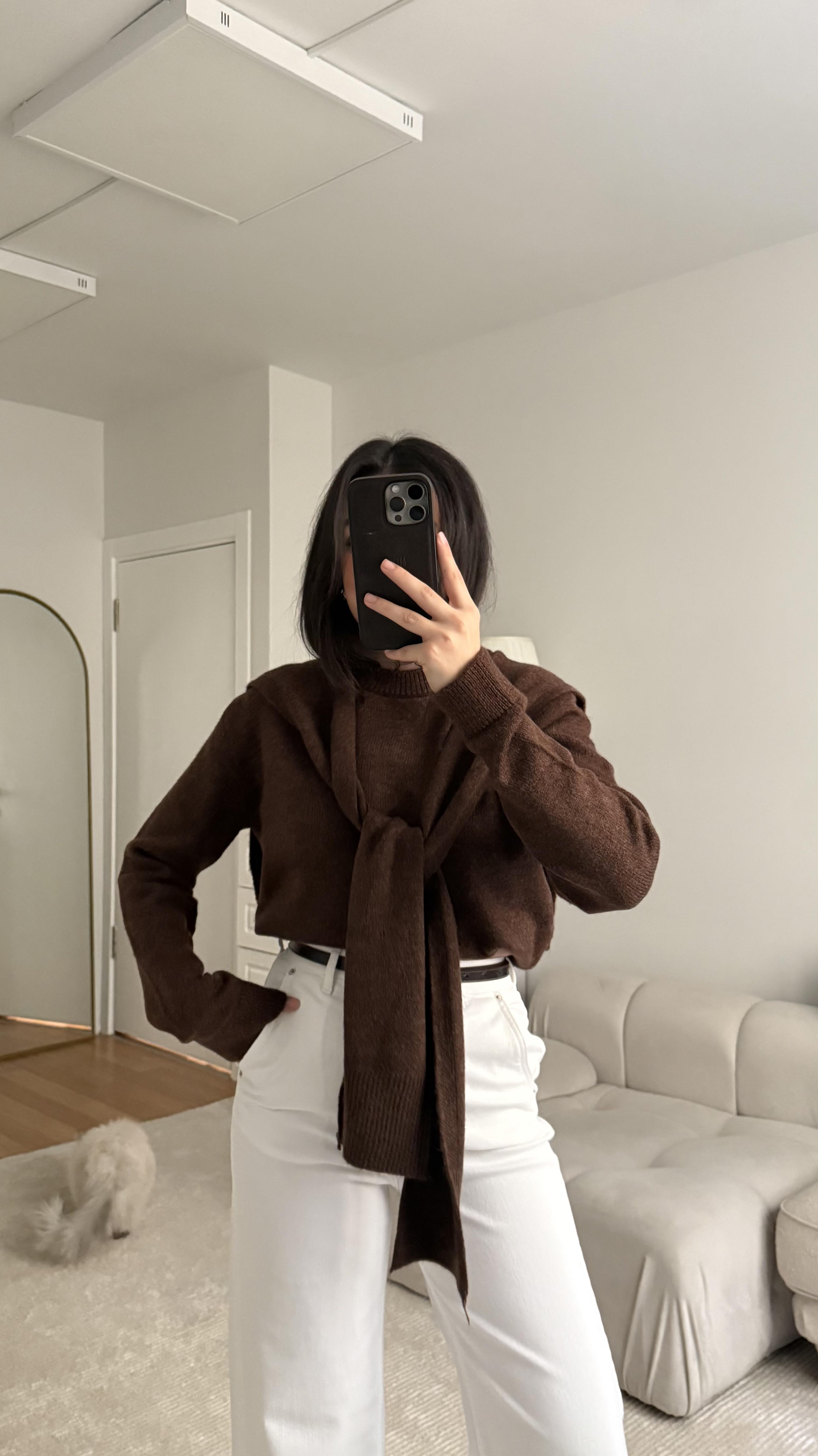 Acı Kahve Omuzdan Kol Bağlamalı Basıc Kazak