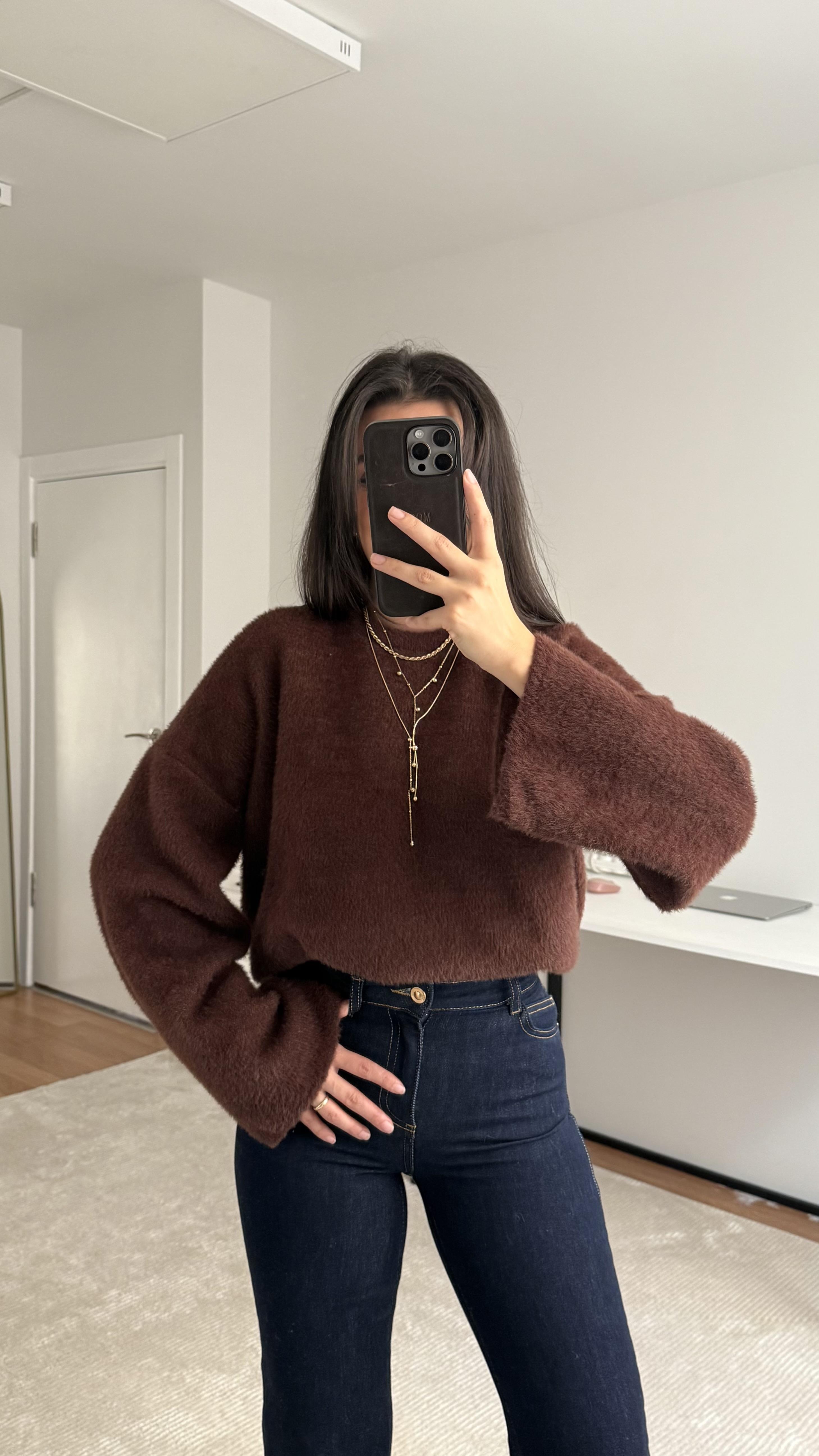 Acı Kahve Sakallı Triko Kazak