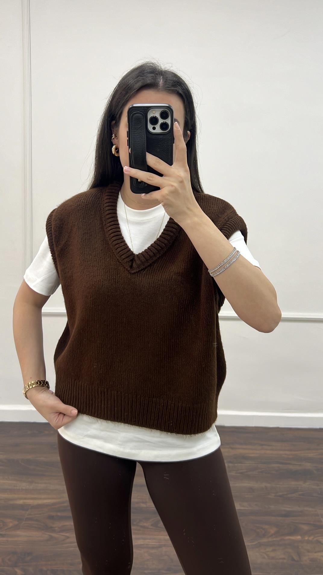 Acı Kahve V Yaka Triko Süveter