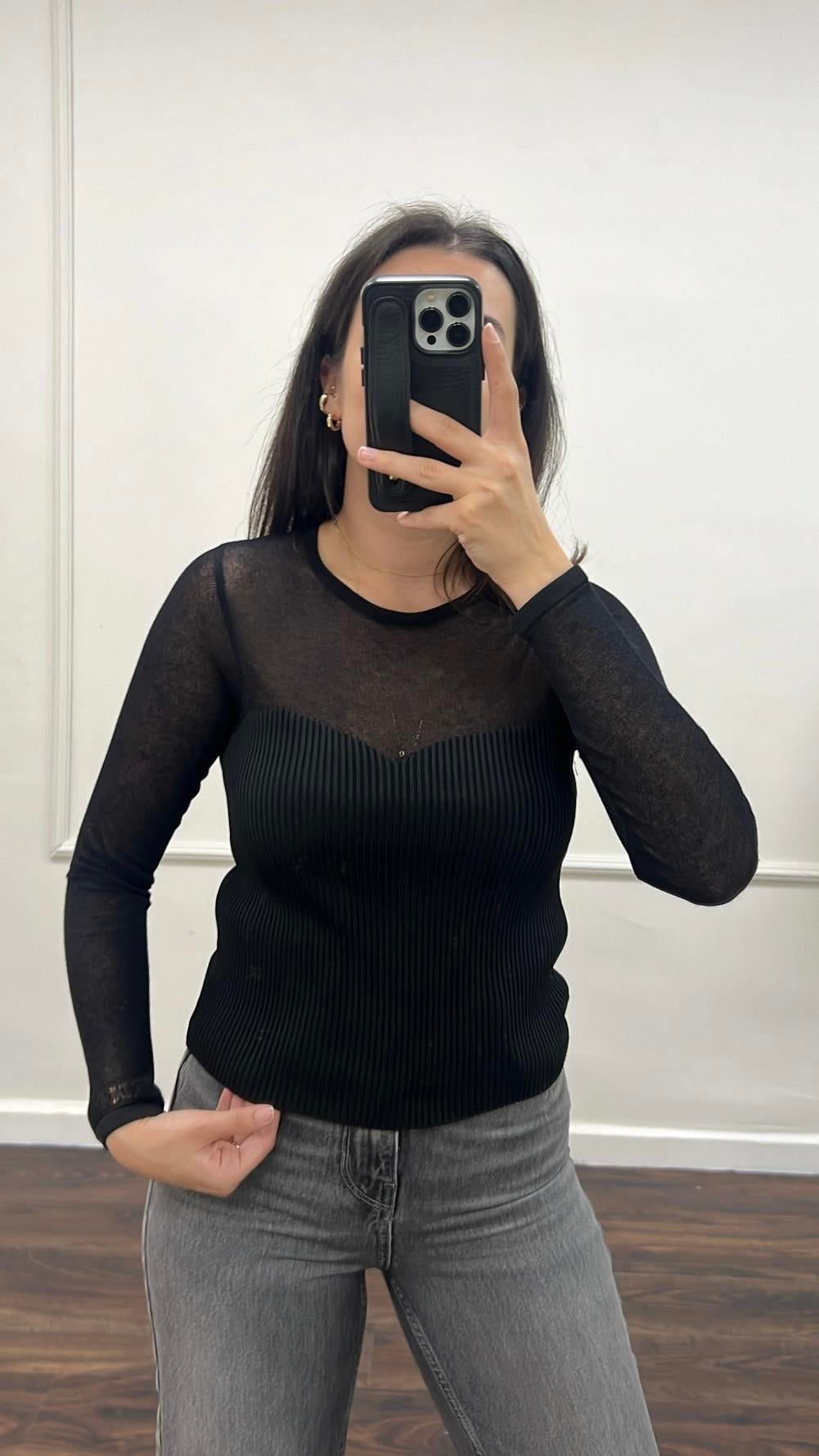 Antro Siyah Transparan Detaylı Bluz