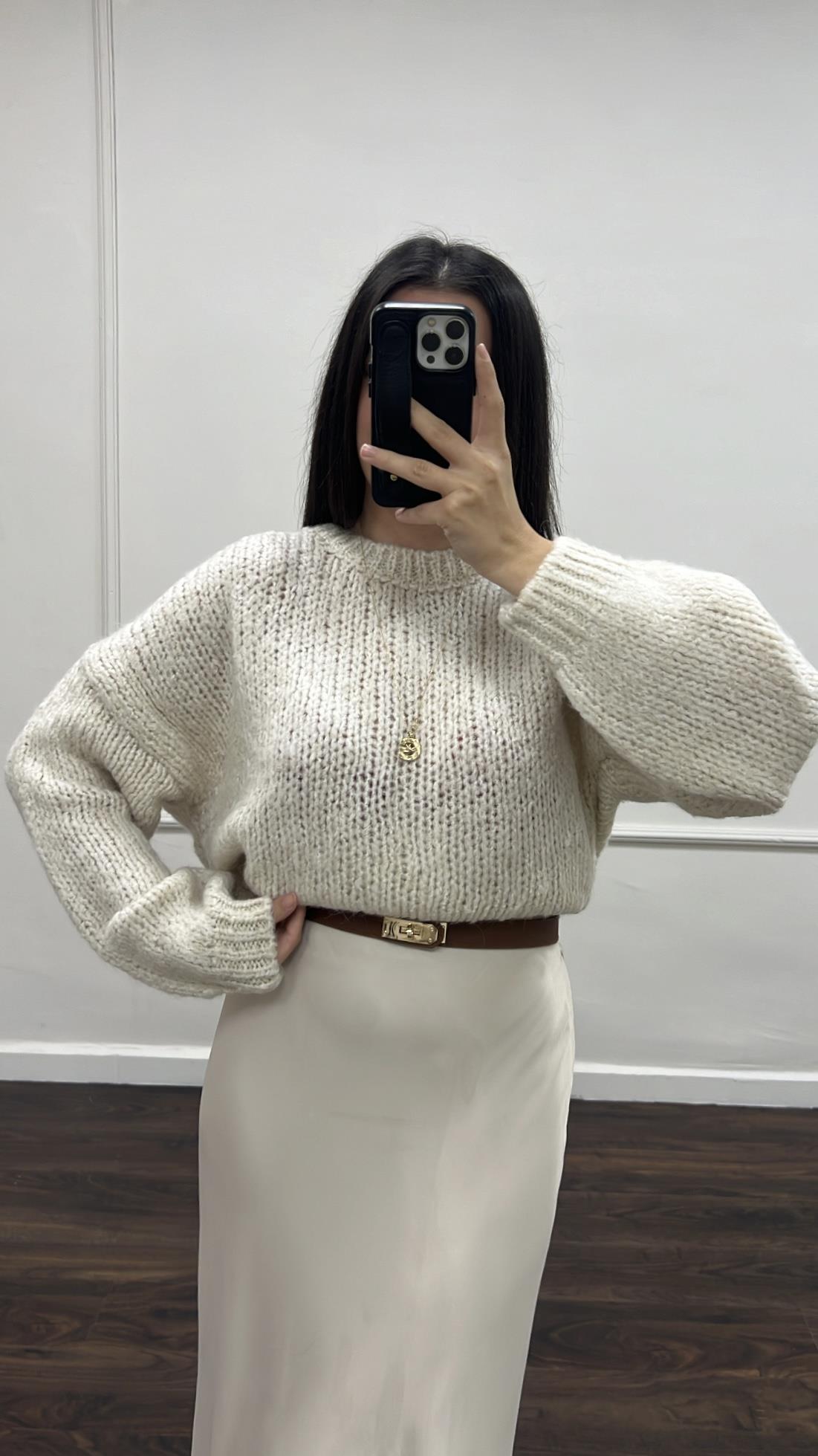 Bej Triko Örme Kazak