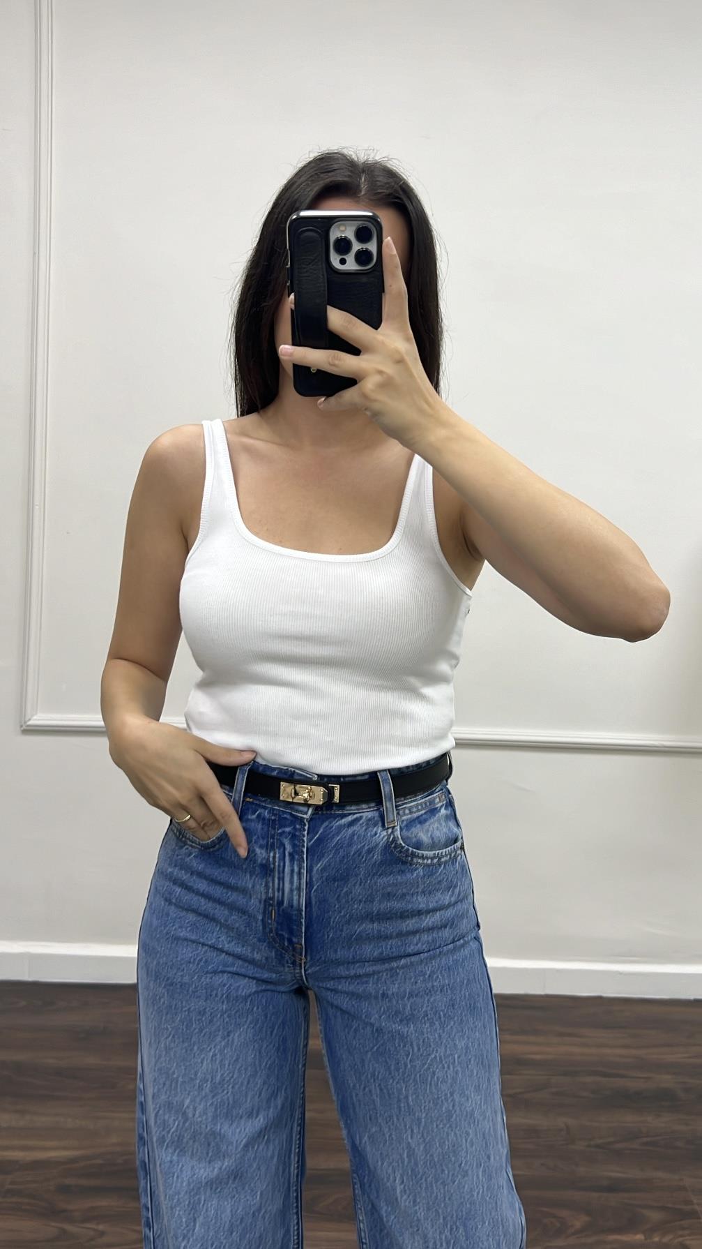 Beyaz Askılı Kare Yaka Atlet