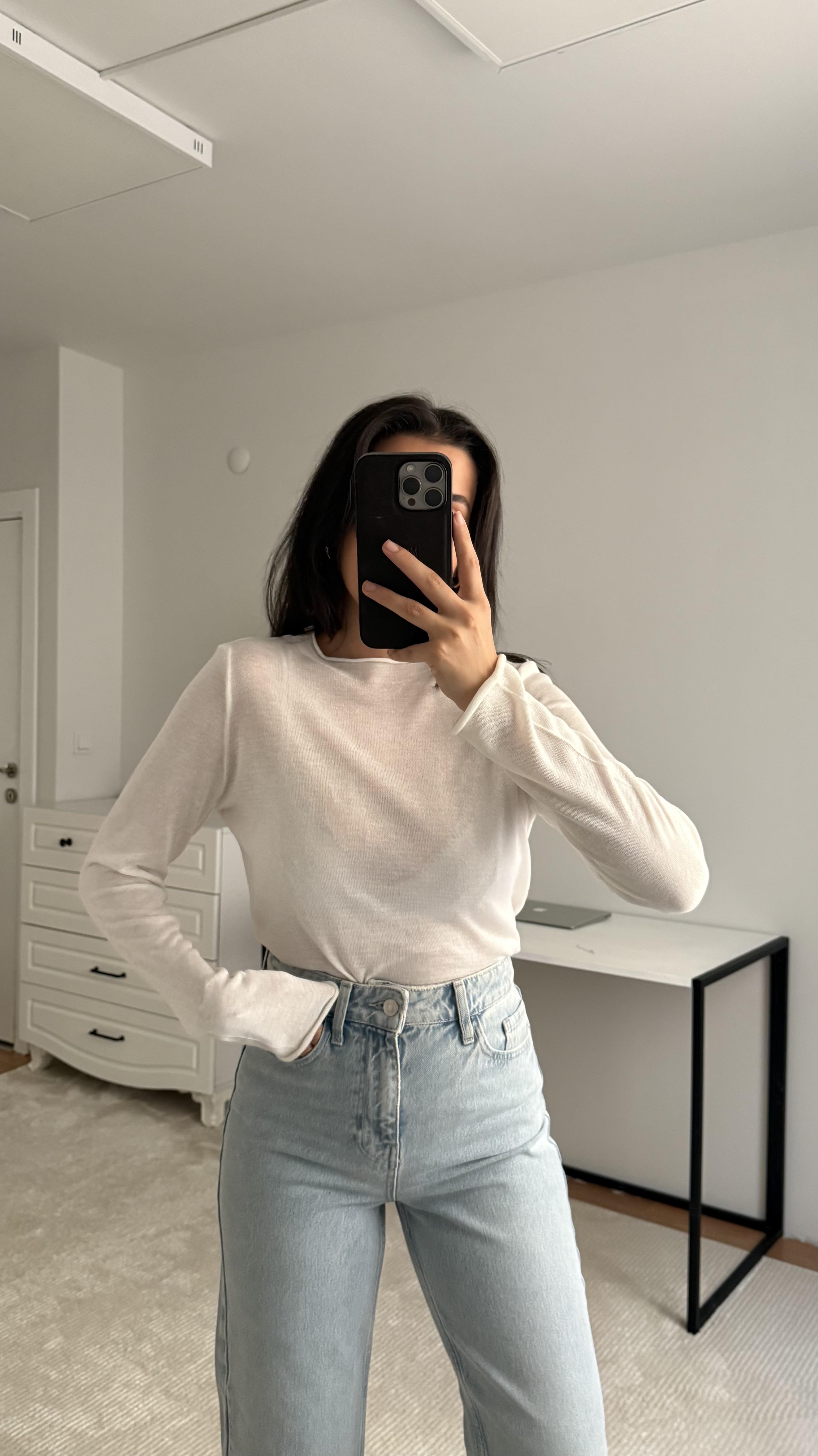 Beyaz Transpatan Triko Örme Bluz